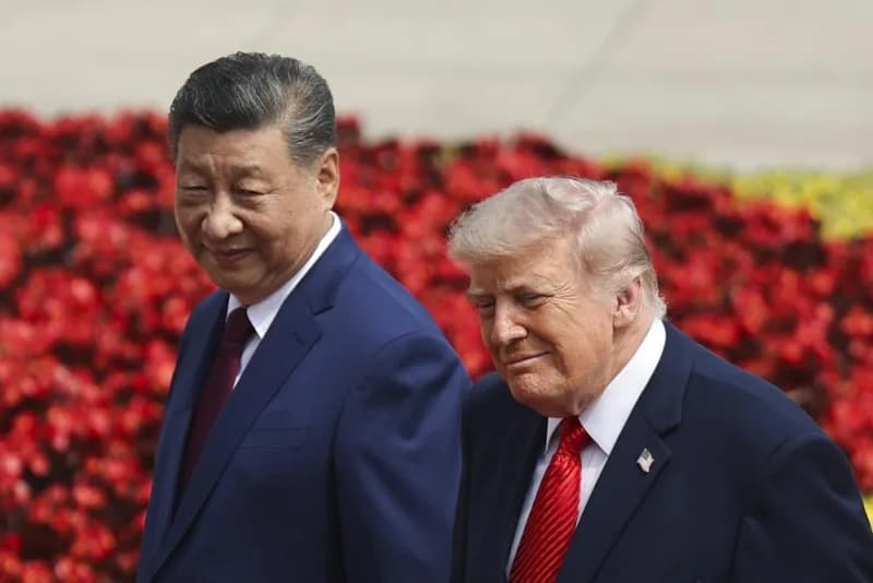 Çin Devlet Başkanı Xi Jinping ve ABD Başkanı Donald Trump görüşme yaparken