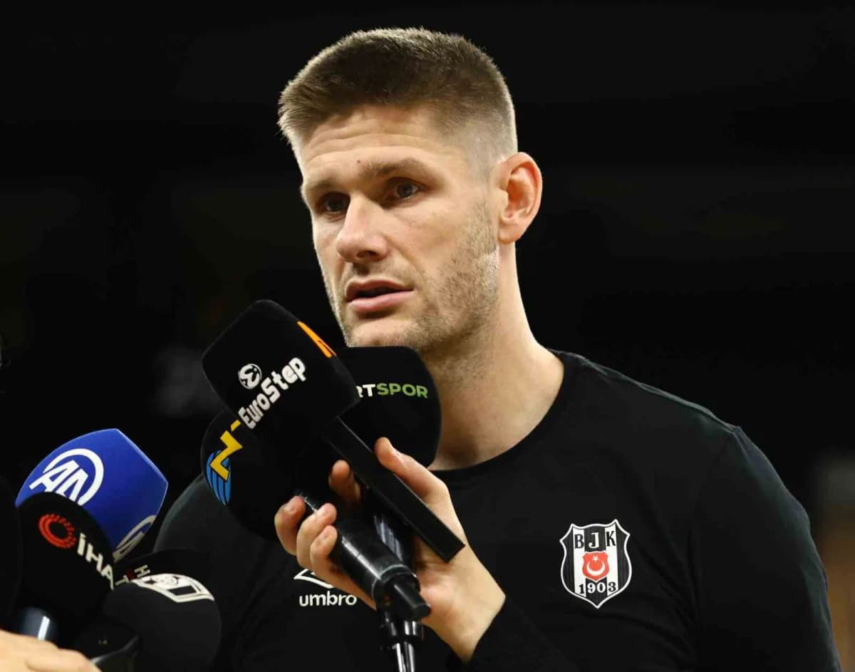 Beşiktaş Erkek Basketbol Takımı Kaptanı Conor Morgan basın mensuplarına açıklamalarda bulundu.