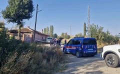Çorum Alaca ilçesinde evinin önünde ölü bulunan 55 yaşındaki Nesimi Uzun'un evi