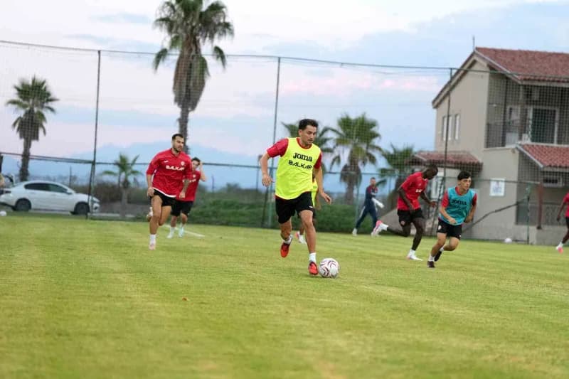 Trendyol Süper Lig ekiplerinden Çorum FK, millî maçlar nedeniyle lige verilen arada gerçekleştireceği kamp çalışmaları i