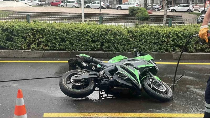 Çorum'da meydana gelen motosiklet sürücüsü hayatını kaybetti.