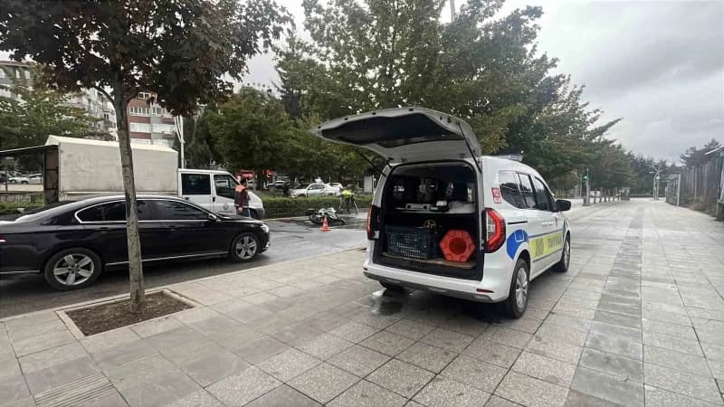 Çorum'da meydana gelen motosiklet sürücüsü hayatını kaybetti.