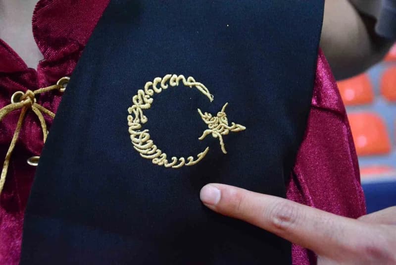 Tekmnofest'e halk oyunları gösterisi için kostümler dikildi