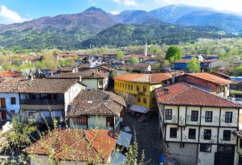 Bursa UNESCO Derneği Cumalıkızık ve Kültürel Miras Komisyonu’nun yaklaşık dört aydır sürdürdüğü çalışmalar, Yıldırım Bel