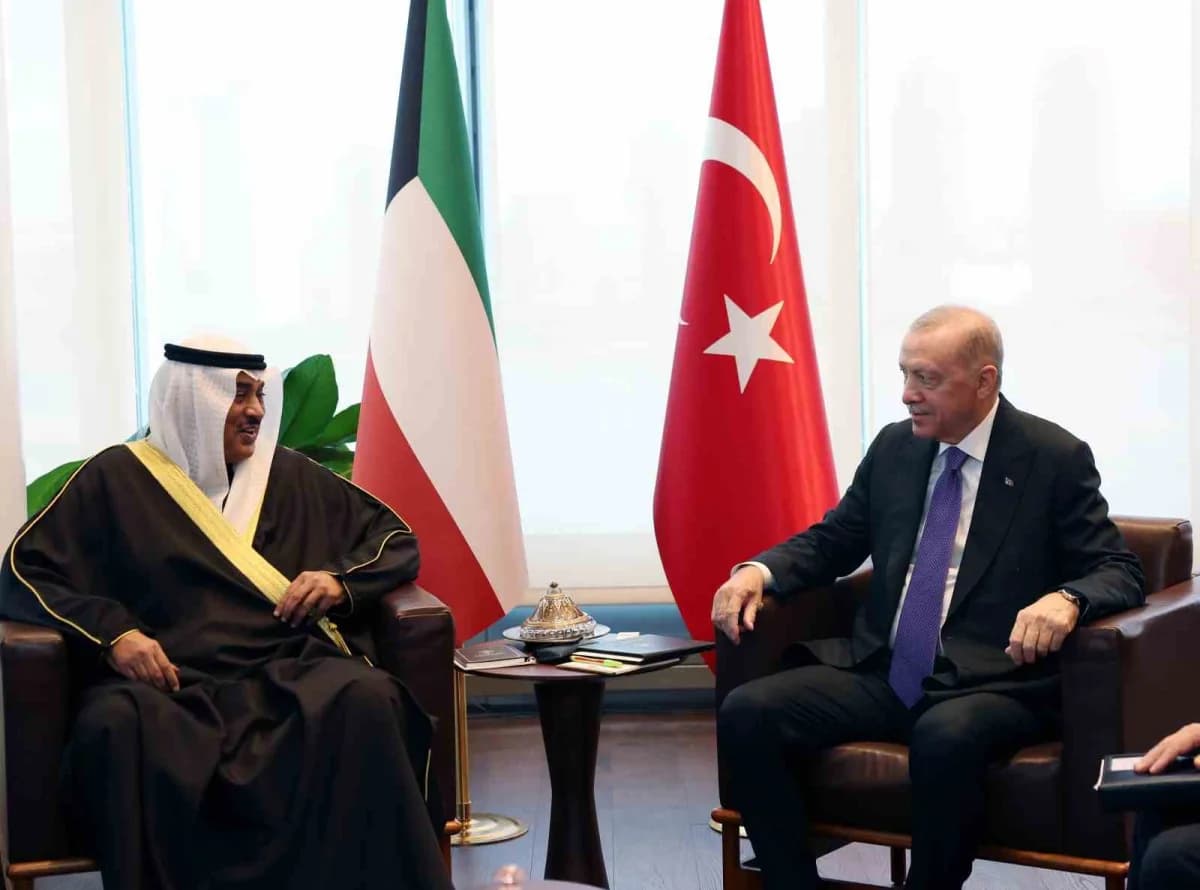 Cumhurbaşkanı Erdoğan, Kuveyt Veliaht Prensi Al-Sabah ile görüştü