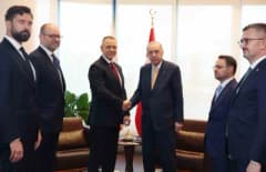 Cumhurbaşkanı Recep Tayyip Erdoğan ve Polonya Cumhurbaşkanı Karol Nawrocki New York'ta görüşme yaparken