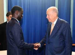 Cumhurbaşkanı Recep Tayyip Erdoğan ve Senegal Devlet Başkanı Bassirou Diomaye Faye New York'ta görüşme yaparken