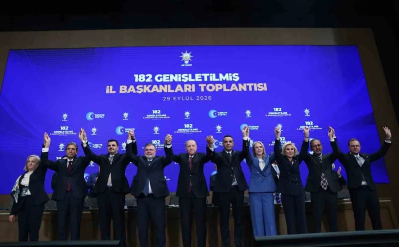 Cumhurbaşkanı Erdoğan, AK Parti Kongre Merkezi'nde gerçekleştirilen Genişletilmiş İl Başkanları Toplantısı'na katıldı.