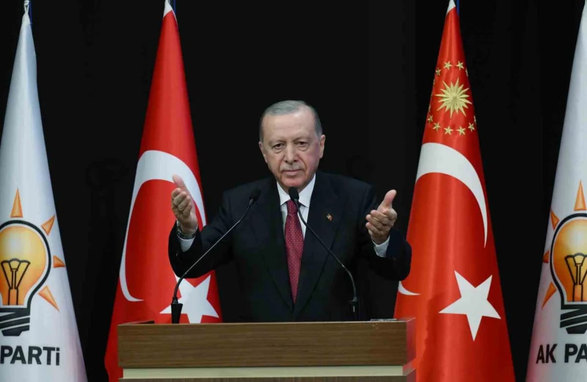 Cumhurbaşkanı Recep Tayyip Erdoğan AK Parti Kongre Merkezi’nde konuşma yaparken