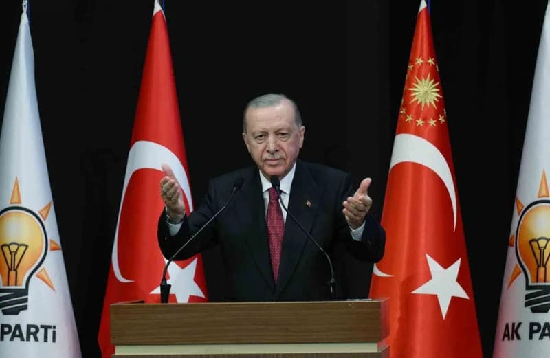 Cumhurbaşkanı Recep Tayyip Erdoğan AK Parti Kongre Merkezi’nde konuşma yaparken