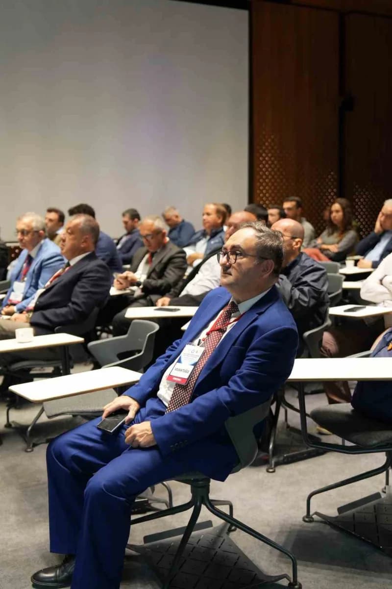Liv Hospital Vadistanbul'Da, Türk Üroloji Derneği, Türk Üroloji Akademisi ve Endoüroloji Derneği ile birlikte gerçekleşt