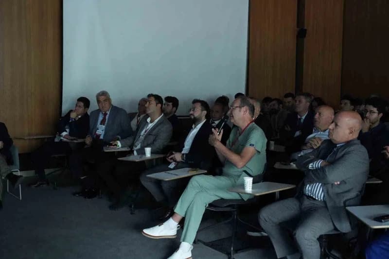 Liv Hospital Vadistanbul'Da, Türk Üroloji Derneği, Türk Üroloji Akademisi ve Endoüroloji Derneği ile birlikte gerçekleşt