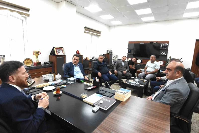 Doğu Anadolu Gazeteciler Cemiyeti (DAGC) Başkanı Ayhan Türkez, Doğu Anadolu Gazeteciler Federasyonu Başkanı İrfan Tarakç