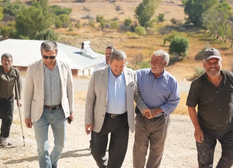 Darende’de Üçpınar Mahallesi’ne çevre düzenlemesi