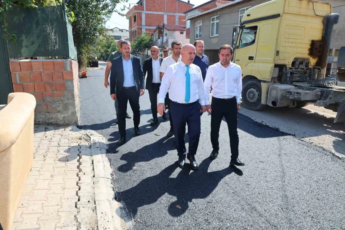Darıca’da kış mevsimi öncesi ulaşımın daha güvenli ve konforlu hale getirilmesi amacıyla ihtiyaç duyulan cadde ve sokakl