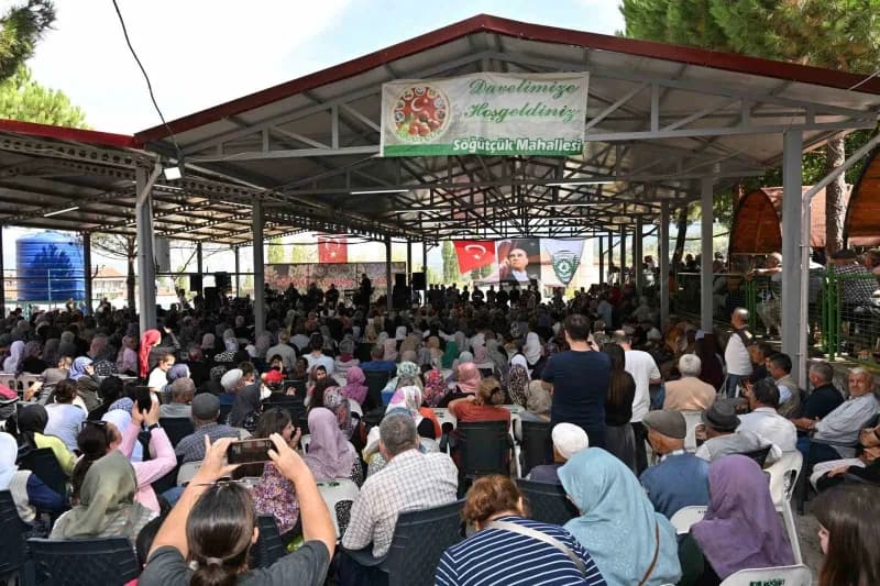 Manisa'nın Demirci ilçesinde tarımın ve coğrafi işaretli lezzetlerin kalbi Söğütçük Mahallesi'nde attı.