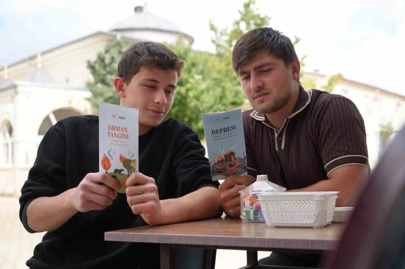 Önce öğrendiler, sonra çevrelerine anlatacaklar: Demirözü’nde vatandaşlara Afet ve Çevre bilgilendirmesi