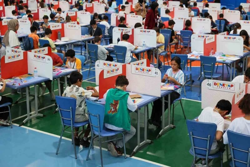 Geleceğin Teknoloji yıldızlarını yetiştiren DENEYAP Atölyelerine yeni öğrenci alımı için 3’üncü aşama olan Uygulama Sına