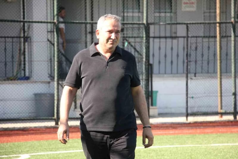 Denizli İdman Yurdu 1959 takımının maçtan bir görüntüsü