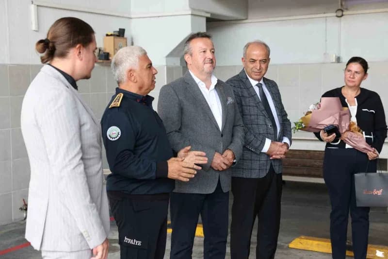 25 Eylül-1 Ekim İtfaiye Haftası kapsamında, Denizli OSB Yönetim Kurulu Başkanı Selim Yaymanoğlu, Yönetim Kurulu Üyesi Ce