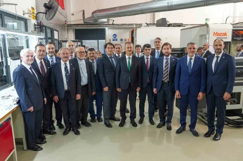 Heyet, Er-bakır ve Aysan Raf'ın üretim tesislerini ziyaret etti