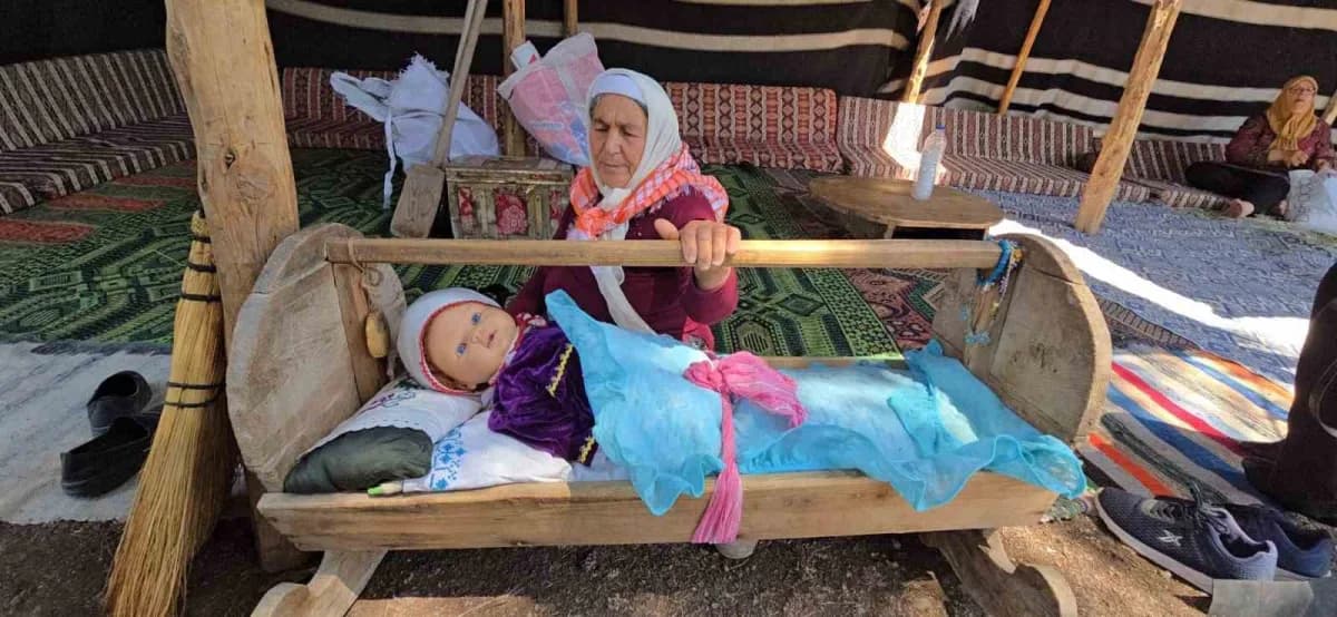 Denizli Beyağaç'ta sipsi çalan Halime Özke, geleneksel çalgının son temsilcilerinden biri
