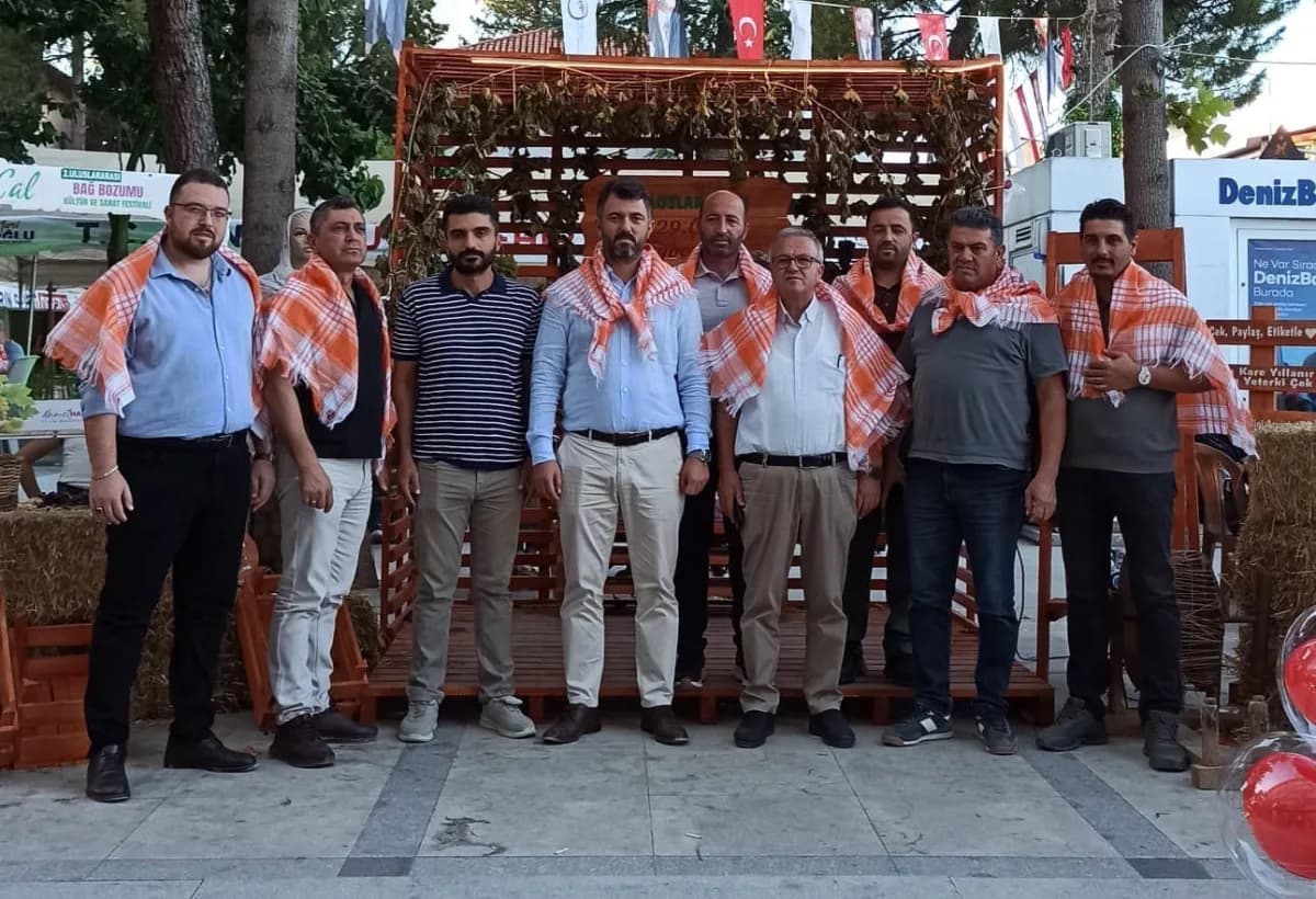 Denizli Ticaret Borsası Başkanı adayı Musa Yılanlı, tohum üretim tesisi projesini açıklıyor