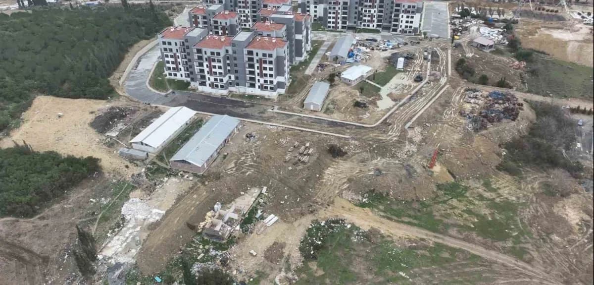 Kocaeli Dilovası Tavşancıl Mahallesi’nde kaçak hafriyat dökümü yapılan alan ve çevresi