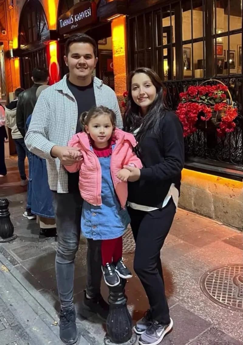 5 yaşındaki Hatice Serra Kıl ve ailesi