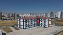 Diyarbakır’da okul bahçesinde eğitim öğretim yılı hazırlıkları ve bakım onarım çalışmaları