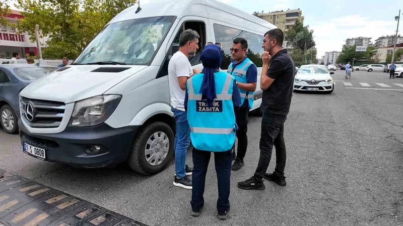 Diyarbakır Büyükşehir Belediyesi, 2026-2027 eğitim öğretim yılının başlamasıyla birlikte kent genelinde faaliyet göstere