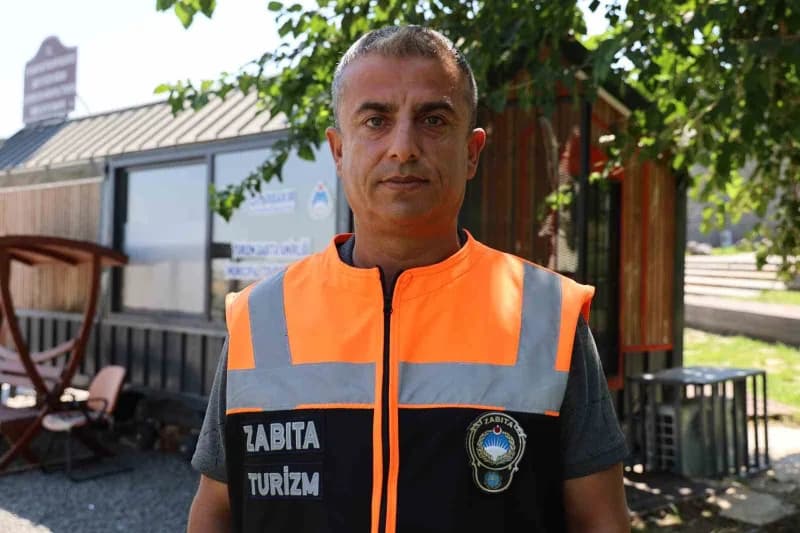 Turizm zabıtası Abdullah Karaman
