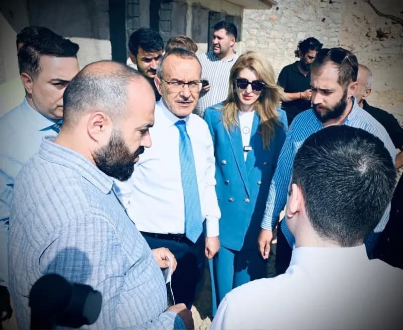 Malatya Valisi Seddar Yavuz, AK Parti Malatya Milletvekili İnanç Siraç Kara Ölmeztoprak ve Büyükşehir Belediye Başkanı S