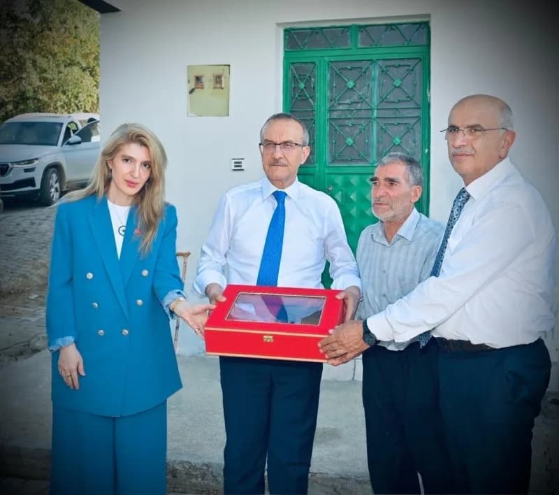 Malatya Valisi Seddar Yavuz, AK Parti Malatya Milletvekili İnanç Siraç Kara Ölmeztoprak ve Büyükşehir Belediye Başkanı S