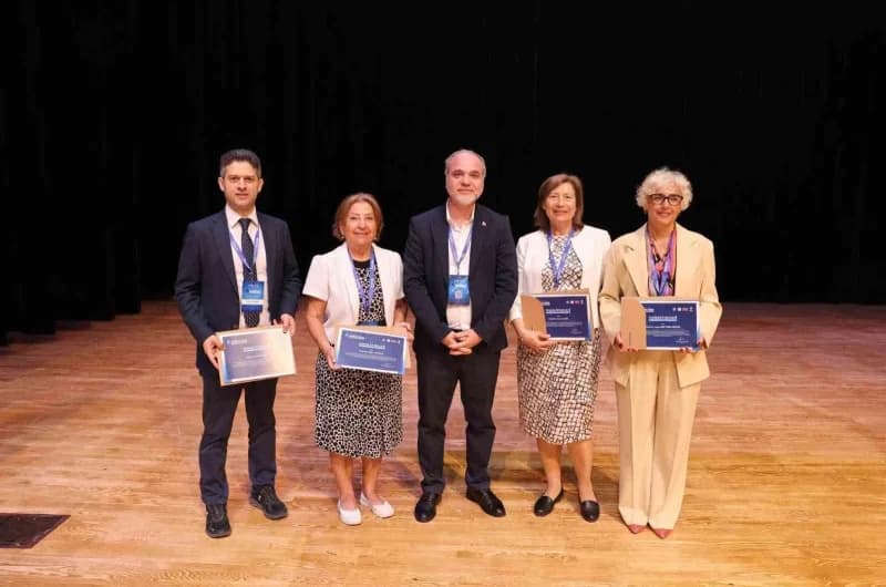 Niğde Ömer Halisdemir Üniversitesi (NÖHÜ) ev sahipliğinde düzenlenen '6. Uluslararası 7. Ulusal Doğum Sonu Bakım Kongres