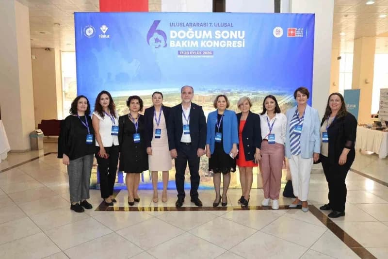 Niğde Ömer Halisdemir Üniversitesi’nde düzenlenen doğum sonu bakım kongresinden bir görünüm