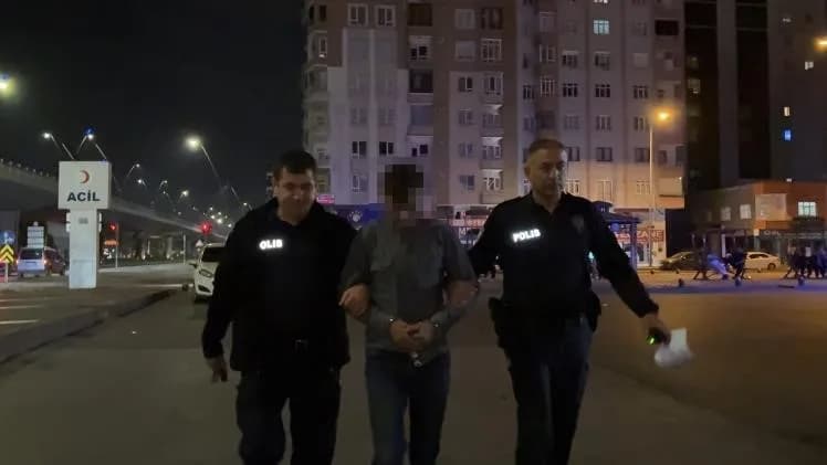 Kayseri’nin Kocasinan ilçesinde polis ekipleri tarafından yapılan çalışmalarda, Şanlıurfa 1. Asliye Ceza Mahkemesi’nce ‘