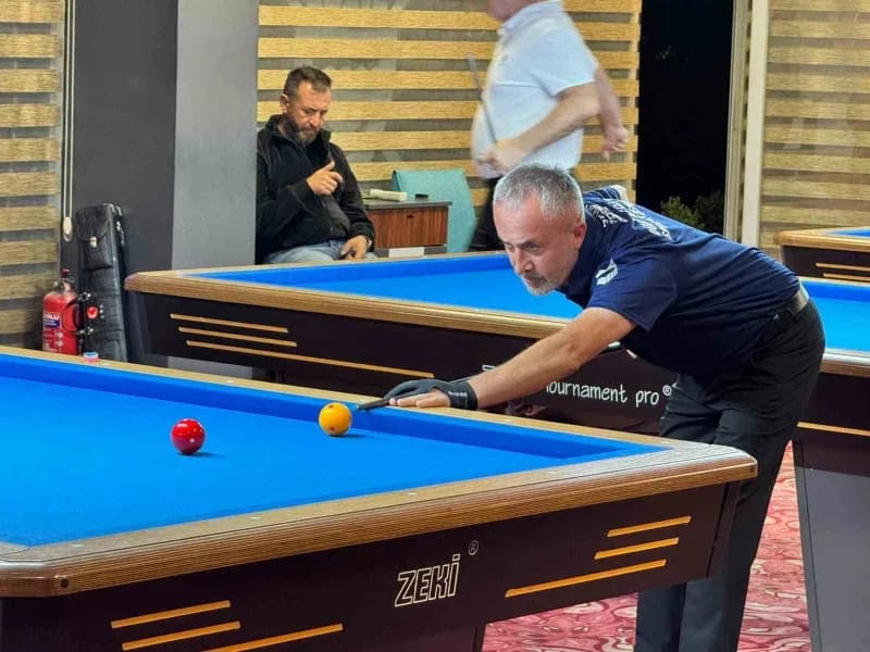 Düzce’de 21-27 Eylül 2026 tarihleri arasında düzenlenen 3 Bant Bilardo İl Birinciliği müsabakaları, 56 sporcunun katılım
