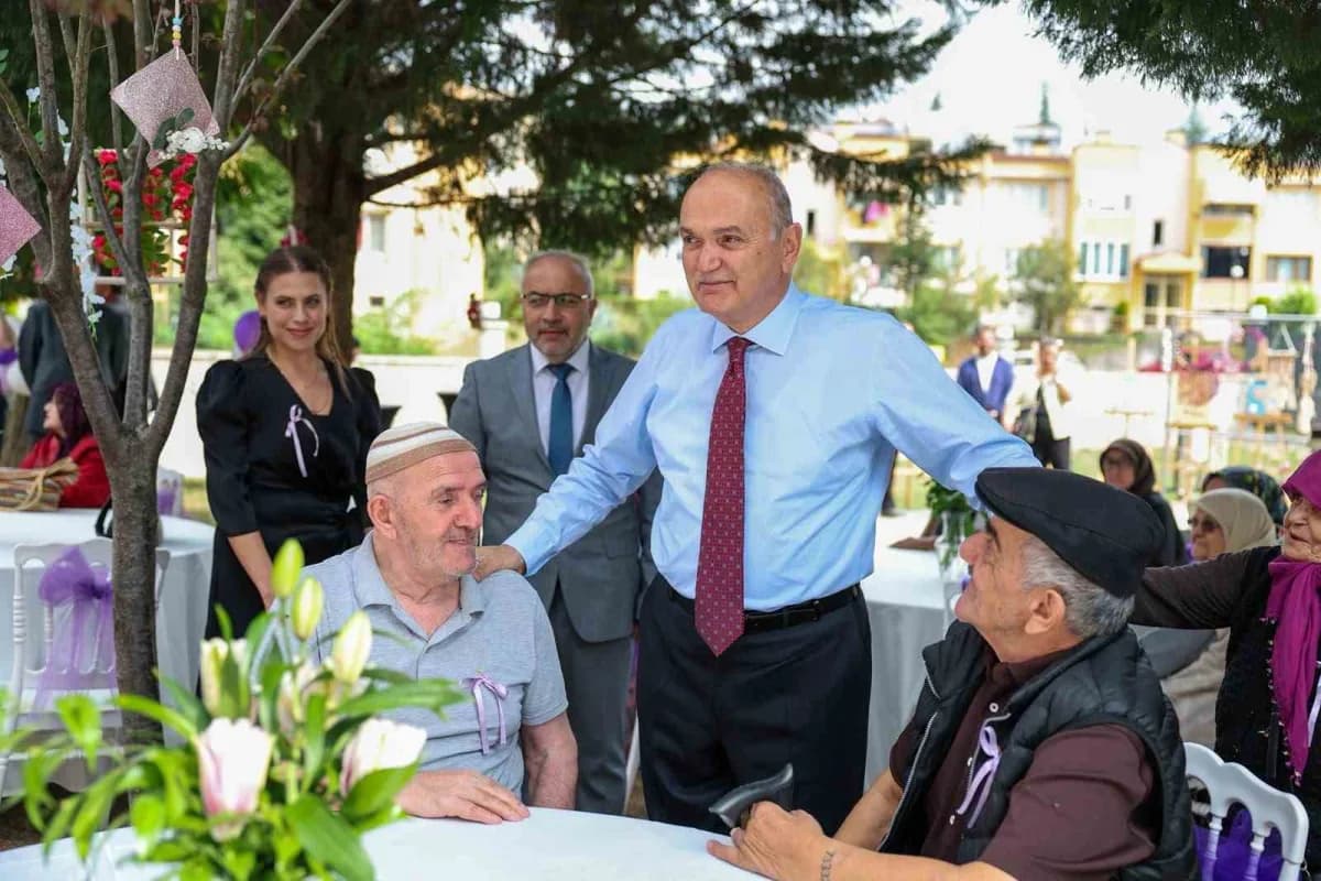 Düzce Belediyesi Ertan Uçar Alzheimer Hastaları Gündüz Bakım Merkezi, kuruluşunun ikinci yılında Alzheimer Hastaları ve