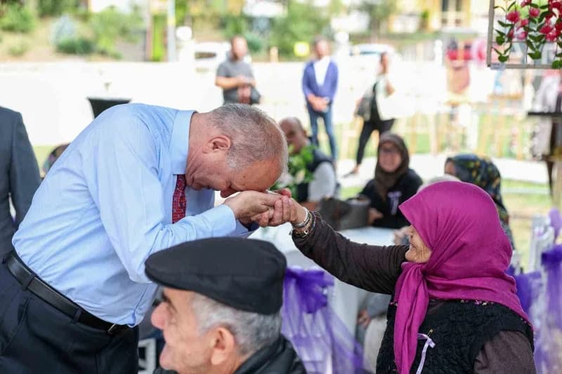 Düzce Belediyesi Ertan Uçar Alzheimer Hastaları Gündüz Bakım Merkezi’nin ikinci kuruluş yıldönümü ve 21 Eylül Dünya Alzh