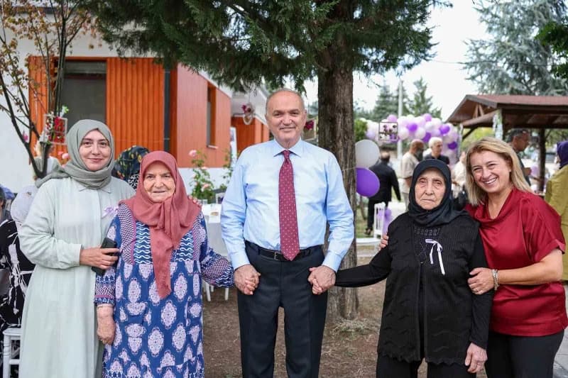Düzce Belediyesi Ertan Uçar Alzheimer Hastaları Gündüz Bakım Merkezi, kuruluşunun ikinci yılında Alzheimer Hastaları ve