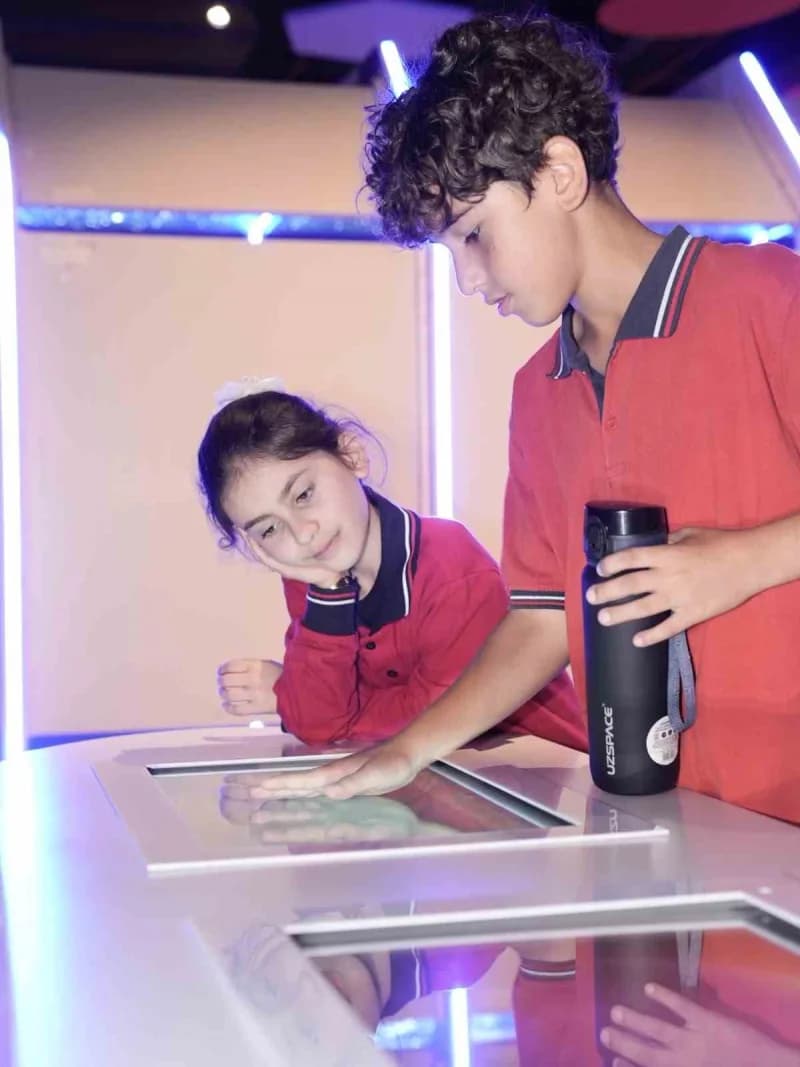 Bilim Şenlikleri Destekleme Programı kapsamında hazırlanan Düzce Bilim Şenliği, Düzce Belediyesi Bilim Merkezi’nde kapıl
