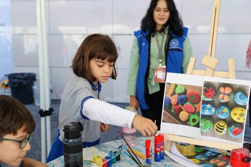 Bilim Şenlikleri Destekleme Programı kapsamında düzenlenen Düzce Bilim Şenliği, Düzce Belediyesi Bilim Merkezi’nde ziyar