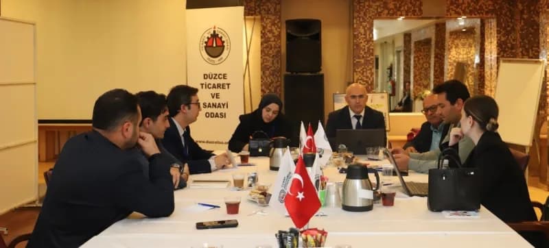Düzce’nin ekonomik geleceğine yönelik stratejilerin ele alındığı Düzce Ekonomi Çalıştayı’nda, tarımdan turizme, lojistik