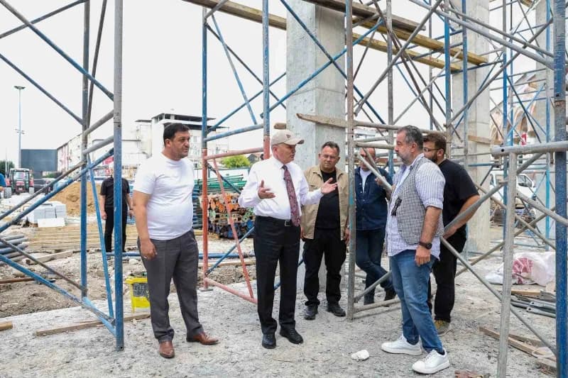 Düzce Belediye Başkanı Dr. Faruk Özlü’nün öncülüğünde, şehrin çehresini değiştirecek büyük projeler, Kent merkezinde eş