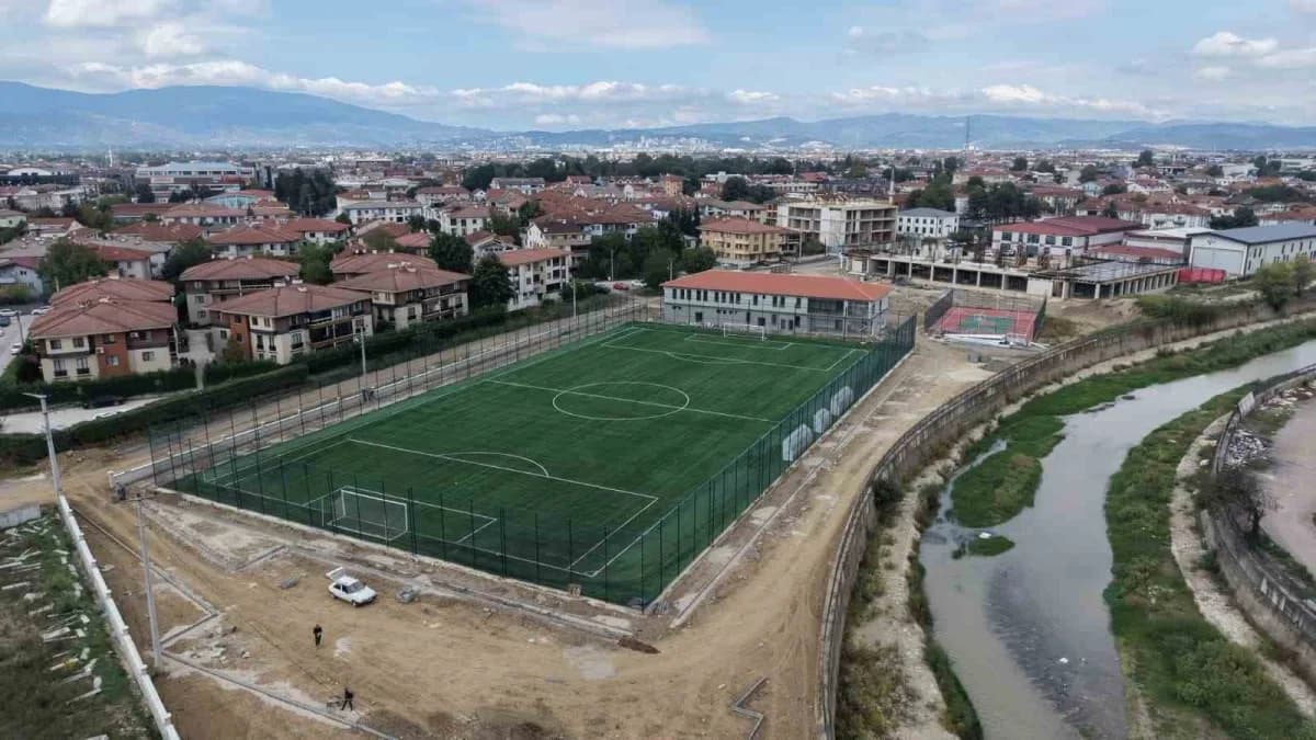 Şehrin çehresini değiştirecek büyük projeler, Kent merkezinde eş zamanlı yükseliyor.
