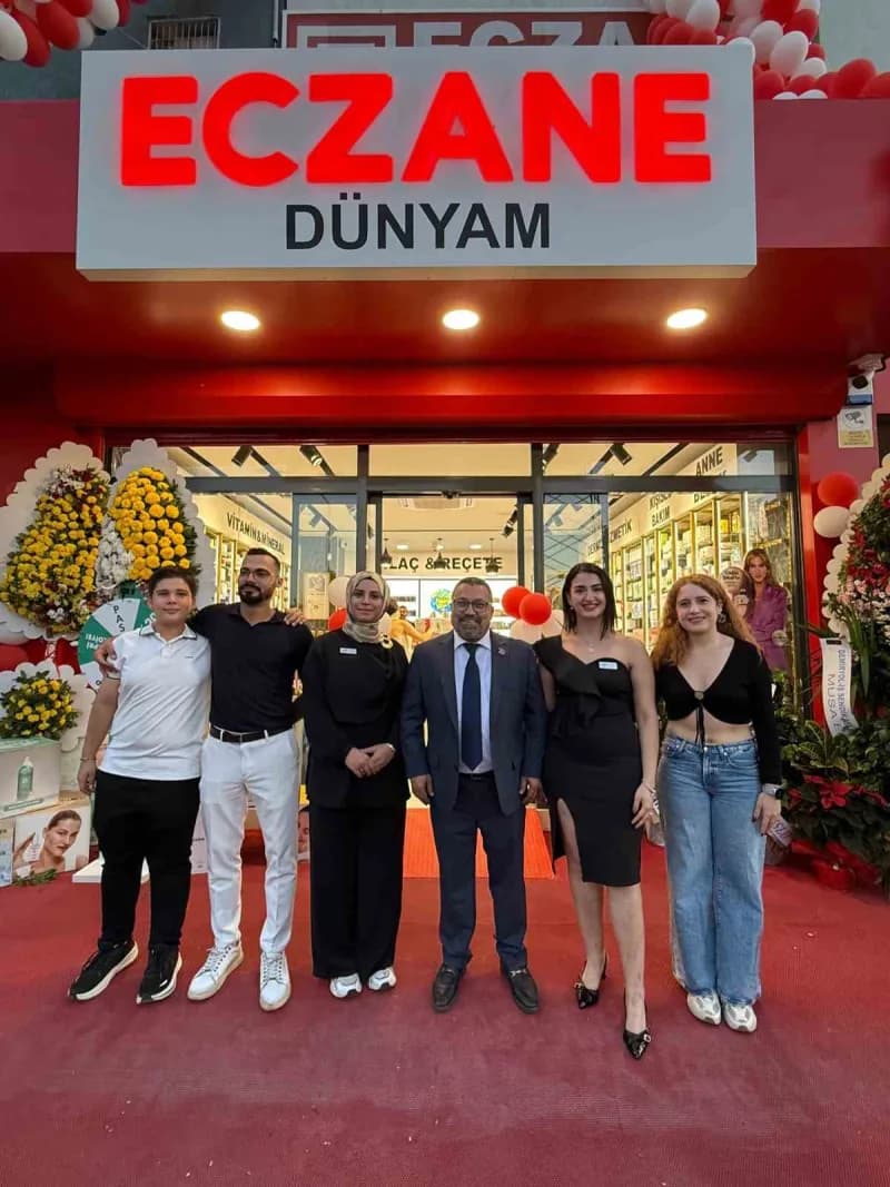 2011 yılında çıkan öğrenci affıyla yeniden Üniversite sıralarına dönen azimli adam, zorlu bir sürecin ardından 65 yaşınd
