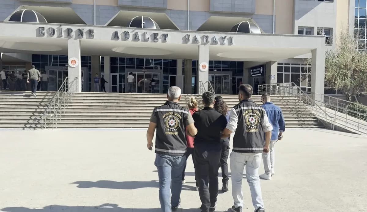 Edirne'de kamu düzeninin sağlanması ve aranan şahısların yakalanmasına yönelik yürütülen çalışmalarda, haklarında kesinl