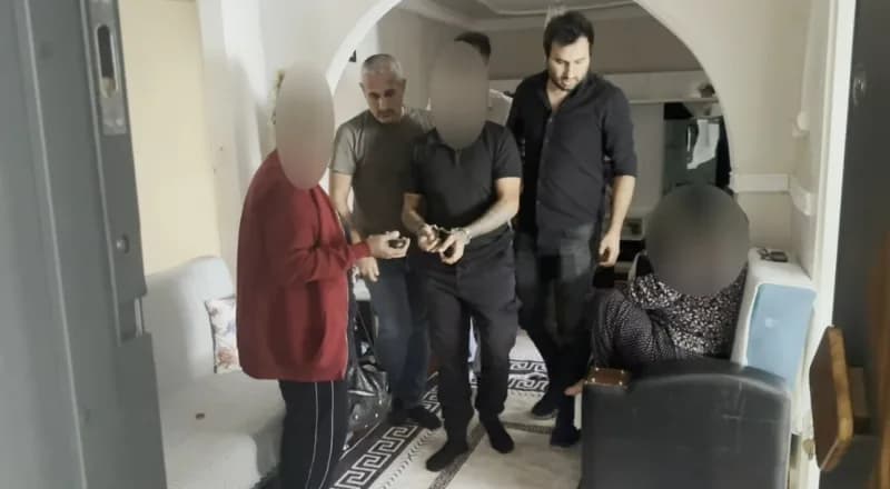Edirne polis ekipleri tarafından yakalanan anne ve oğlu cezaevine teslim edildi