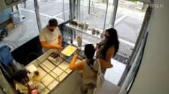 Edirne Saraçlar Caddesi’nde gerçekleşen hırsızlık olayının güvenlik kamerası görüntüsü
